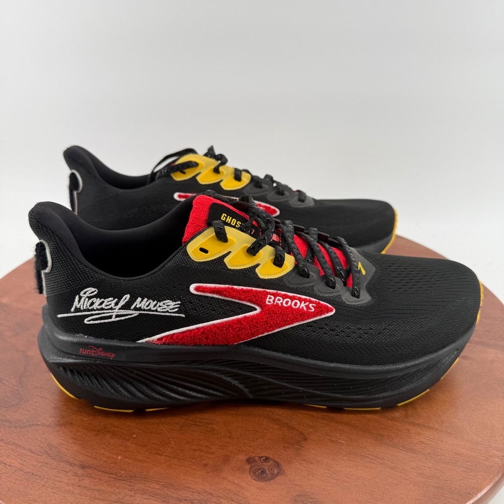 Brooks Ghost 17 runDisney Mickey Mouse Limited Edition Men 9 Wide (2E) NIB